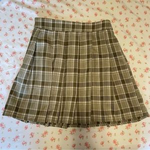 YesStyle Green Pleated Skirt